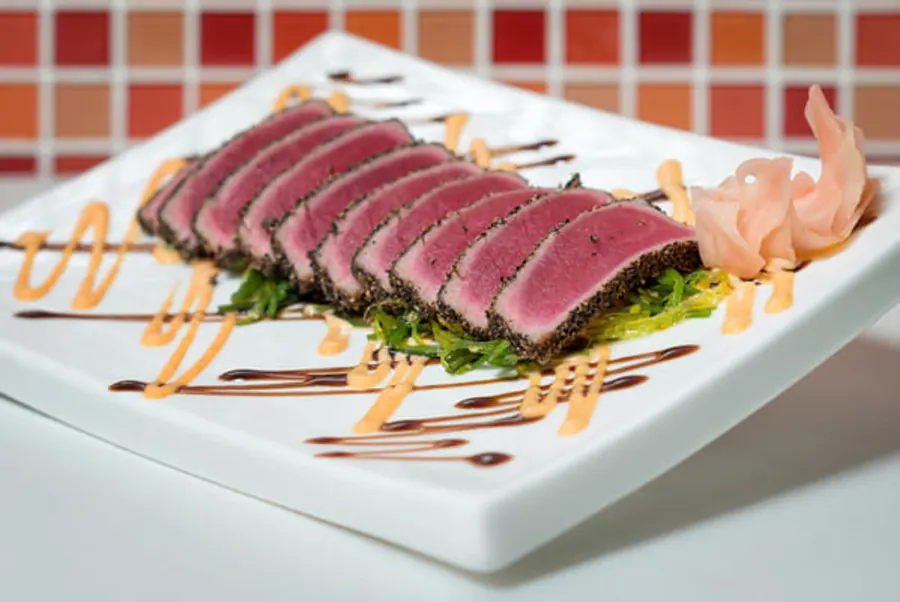 Bistrot Caraïbes - Tataki de thon et assiette gastronomique