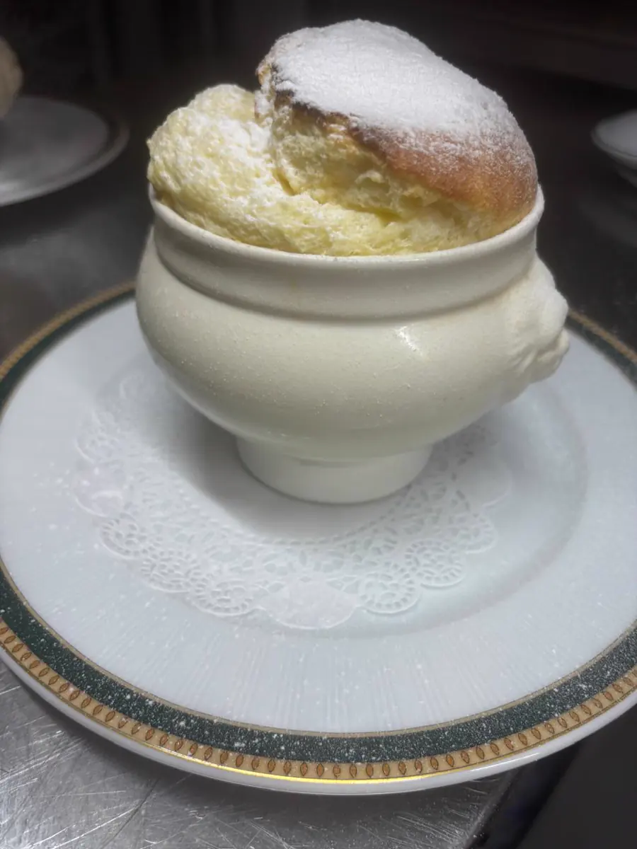 L’Auberge Gourmande - Soufflé dessert servi à Grand Case