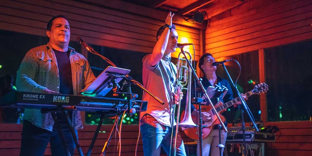 Soggy Dollar Bar - Ambiance de soiree et musique live