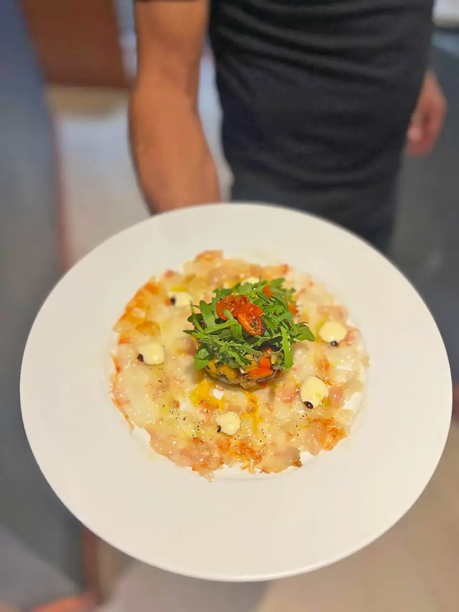 Spiga - Carpaccio de poisson et assiette raffinée