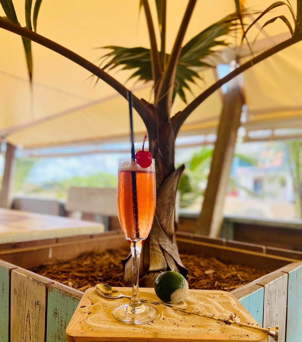 Yellow Sub - Espace interieur et salle du restaurant