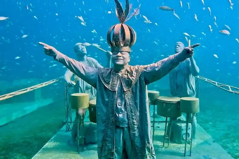 Snorkeling dans la baie protégée de Little Bay