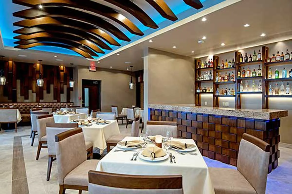 Bovin Steak House - Vue du restaurant au Simpson Bay Resort