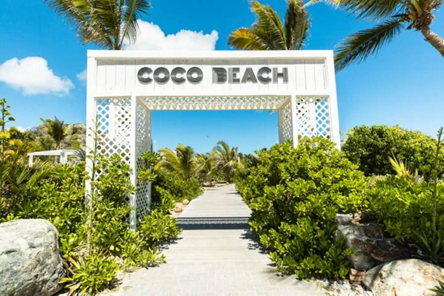 Coco Beach - Vue du restaurant sur la plage d'Orient Bay
