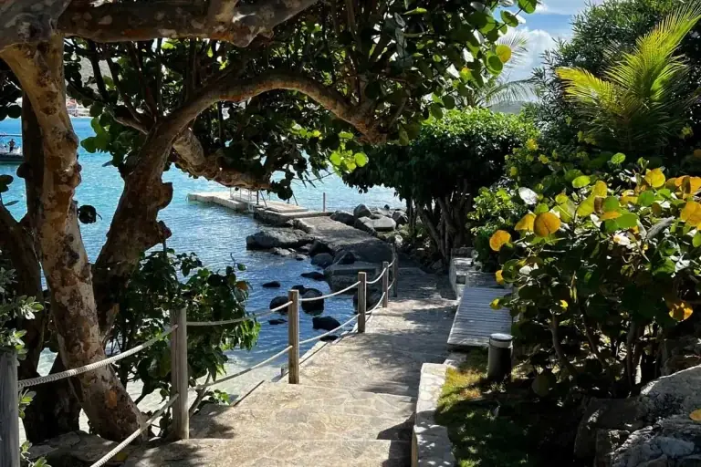 Sunset Cafe - Salle du restaurant avec vue mer panoramique