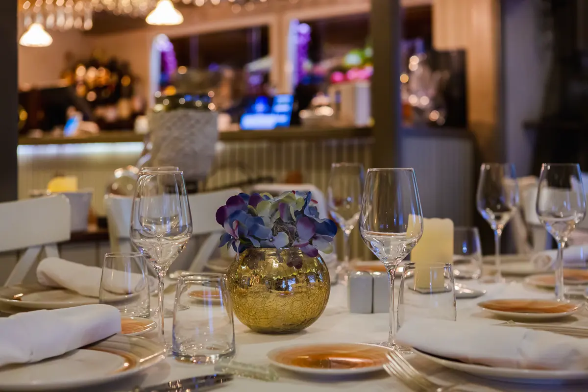 Le Pressoir - Salle élégante du restaurant gastronomique à Grand Case